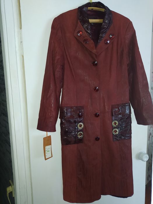 Жіноче демвсезонне пальто