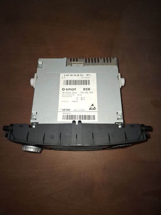 Rádio original Smart Fortwo 451 (como novo)