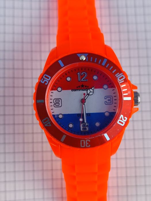 Годинник commodoor кварцовий