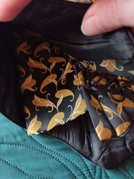 Gorset sznurowany rozm.36/S