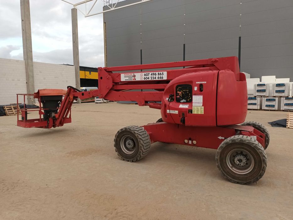 Podnośniki elektryczne spalinowe nożycowe koszowe zwyżki do wynajęcia