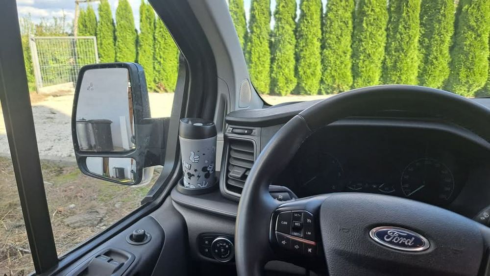 Wynajem busa Ford Transit Custom 9os