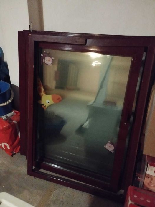 Selling 4 aluminum windows64285213050753124