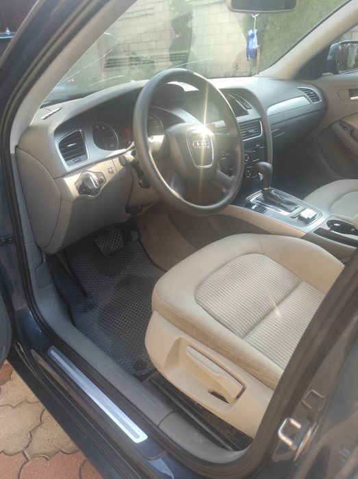 Audi A4 B8 2010 рік європа