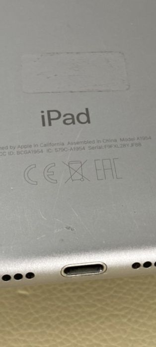 A1954 Apple iPad 6 gen 32Gb Wi-Fi + 4g Apple iPad A2270 2021 128GB Экр