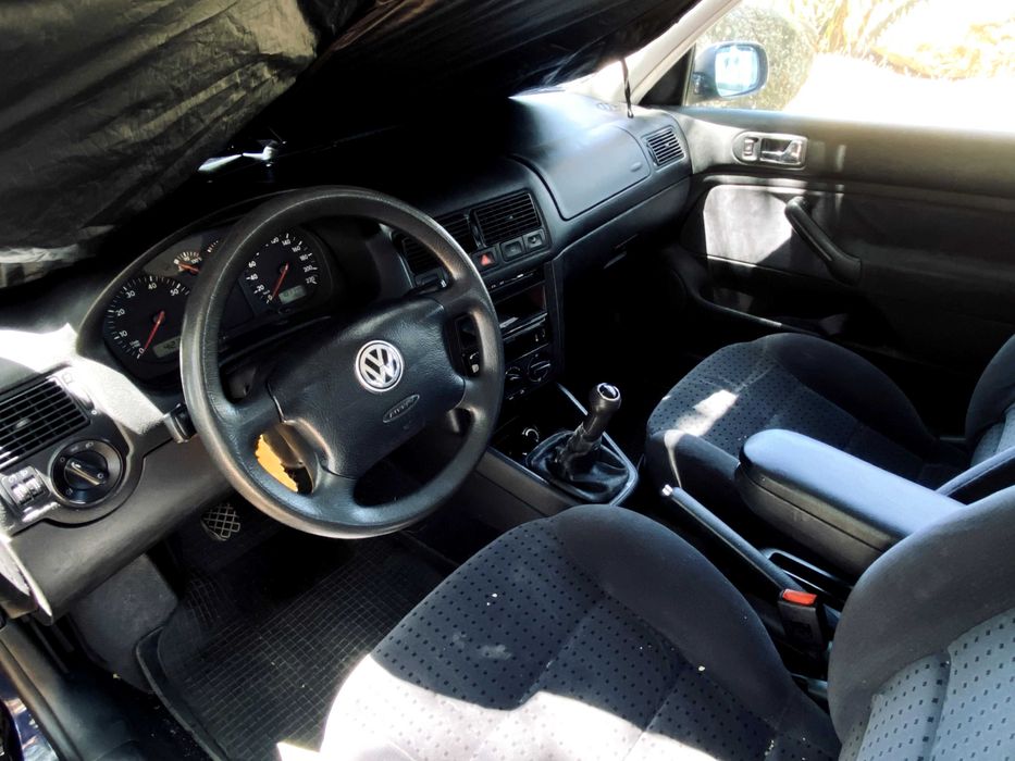 Volkswagen Golf — fotografia 4