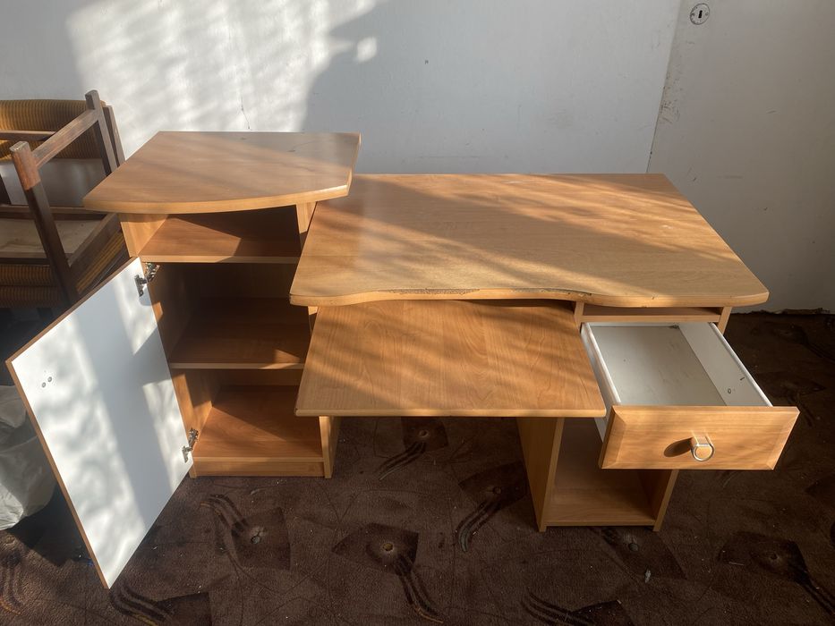 Biurko biurowe  pod komputer