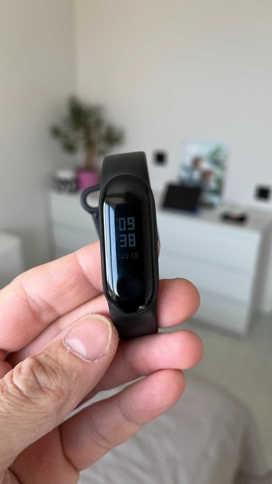 Продам MI Band 3