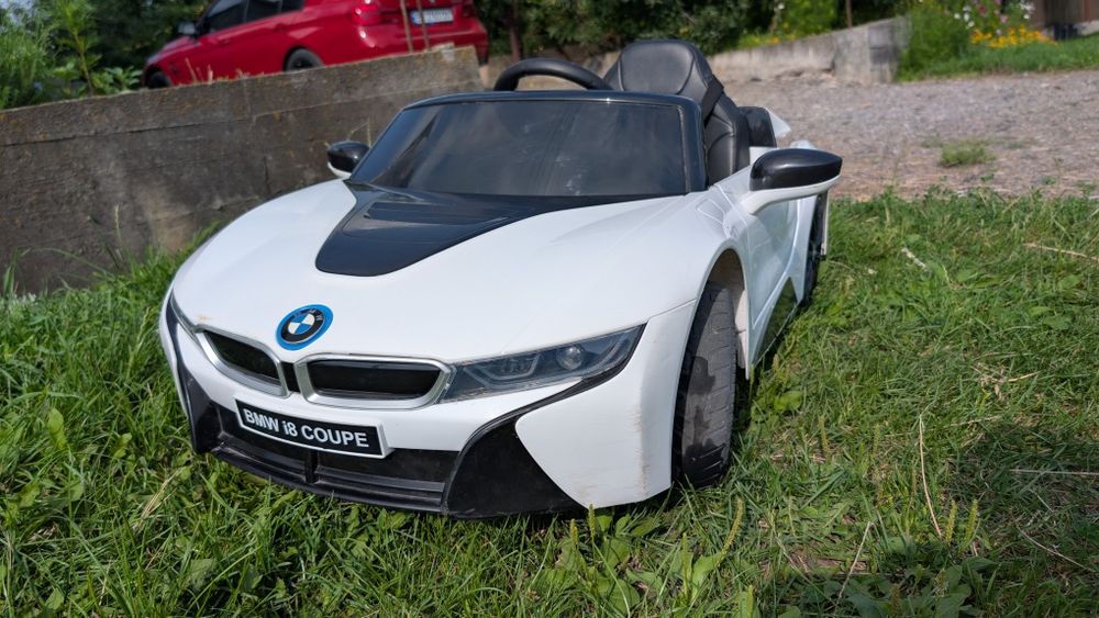 Дитячий електромобіль BMW i8 Coupe, дитячий автомобіль