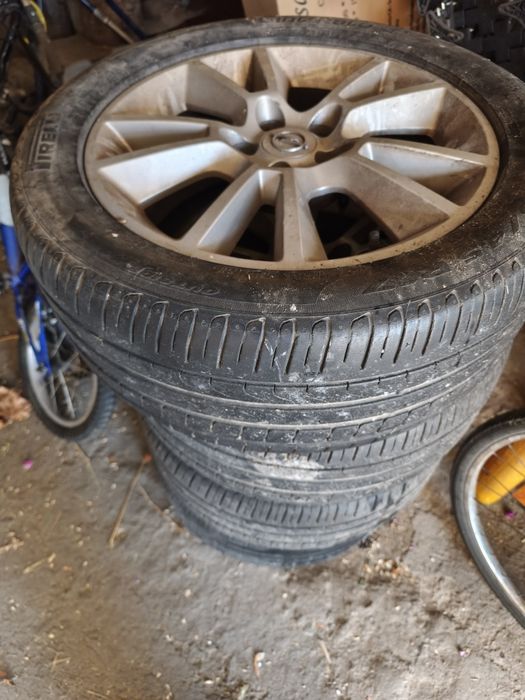 Sprzedam opony Opel ZafiraB