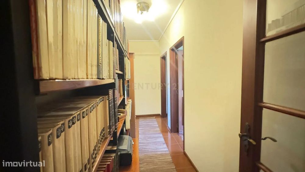 Apartamento T3 em Oiã