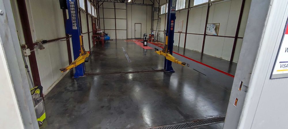 Hala 235 m² + plac 1500 m² magazyn / baza transportowa odpady