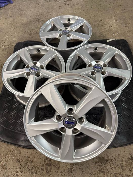 Легкосплавні диски Volvo V50 R16  5*108mm