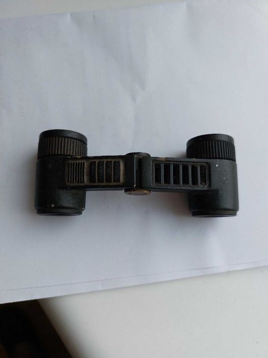 Бинокль театральный