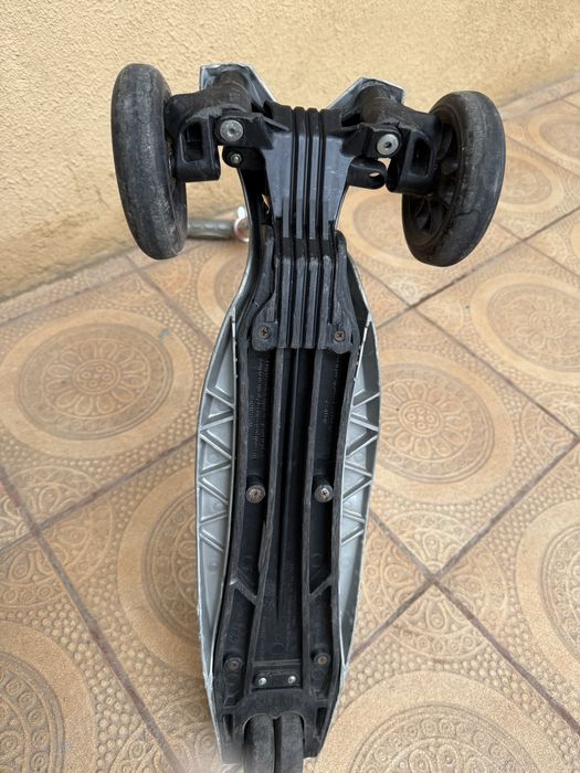 Самокат Micro Kick X