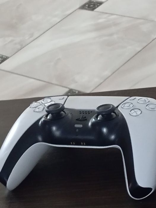 Продам sony PlayStation 5