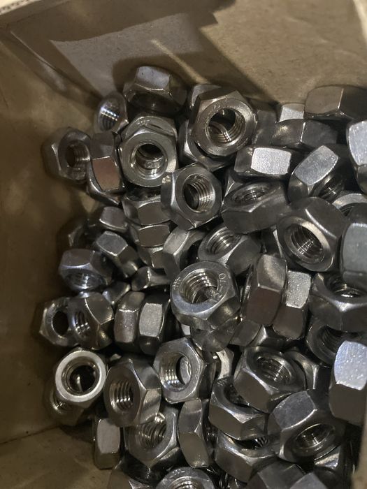 Продам гайки болты нержавейка