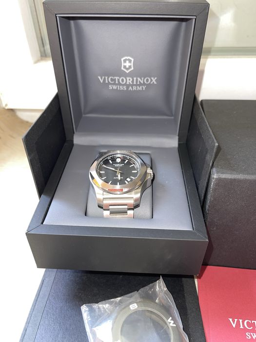 Victorinox Swiss Army I.N.O.X. Mechanical V241837  43мм 200м