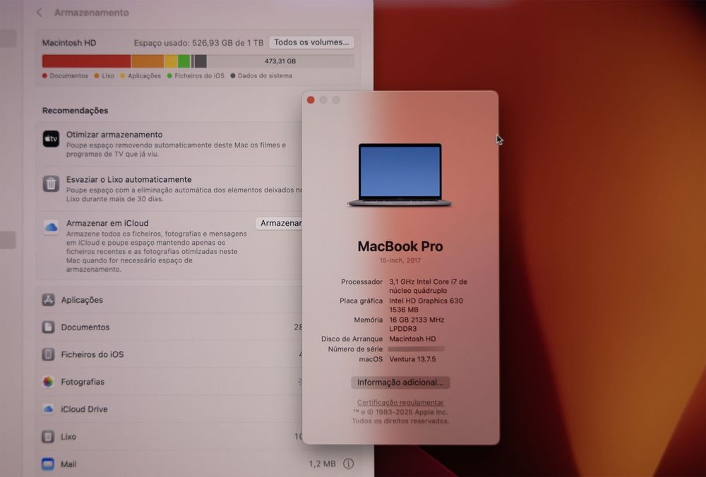 Computador Portátil Apple Macbook Pro 15" i7 3.1 Touch Bar 16GB 1TB