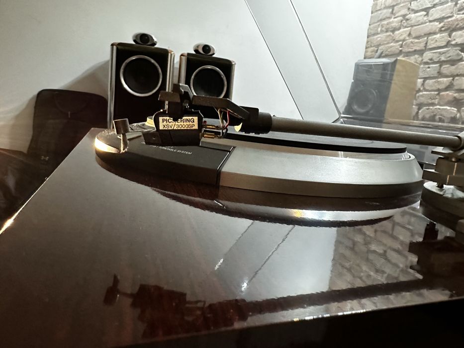 Gramofon Denon DP-57L