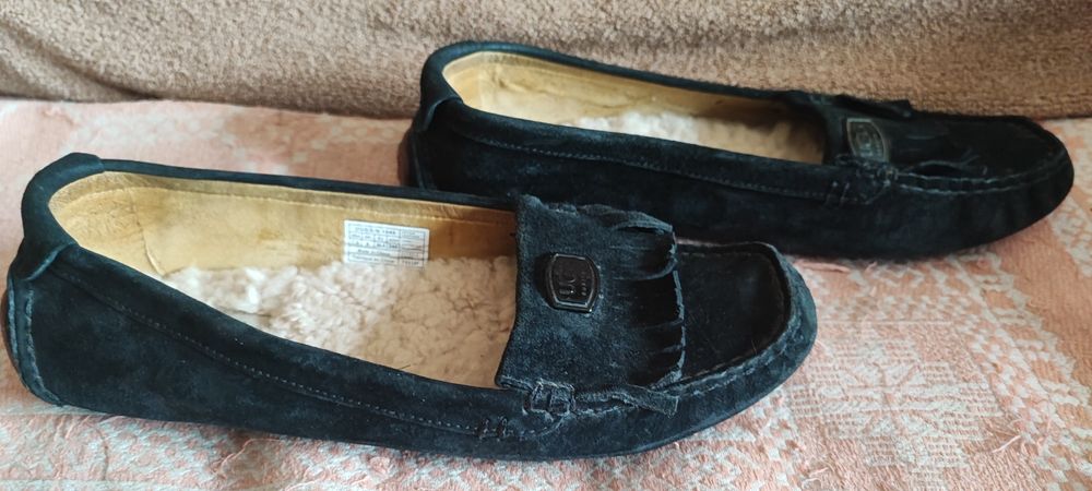 Мокасины Ugg с меховой стелькой