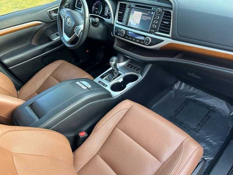 2019 Toyota Highlander