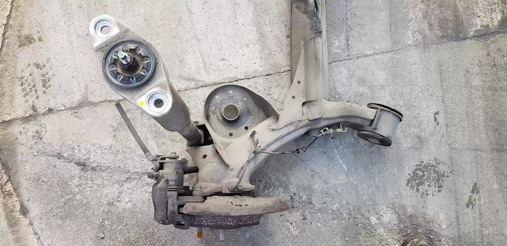 CHARRIOT TRASEIRO KIA CARENS IV 2017 -55100A4560