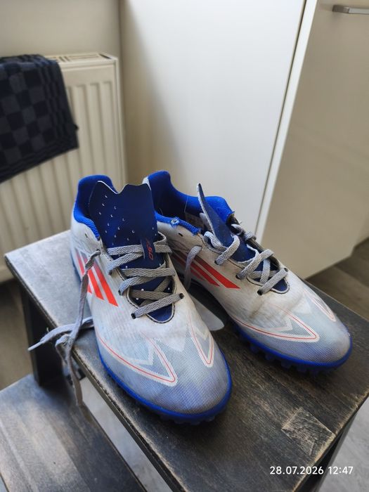 Buty do piłki nożnej Adidas turfy 38