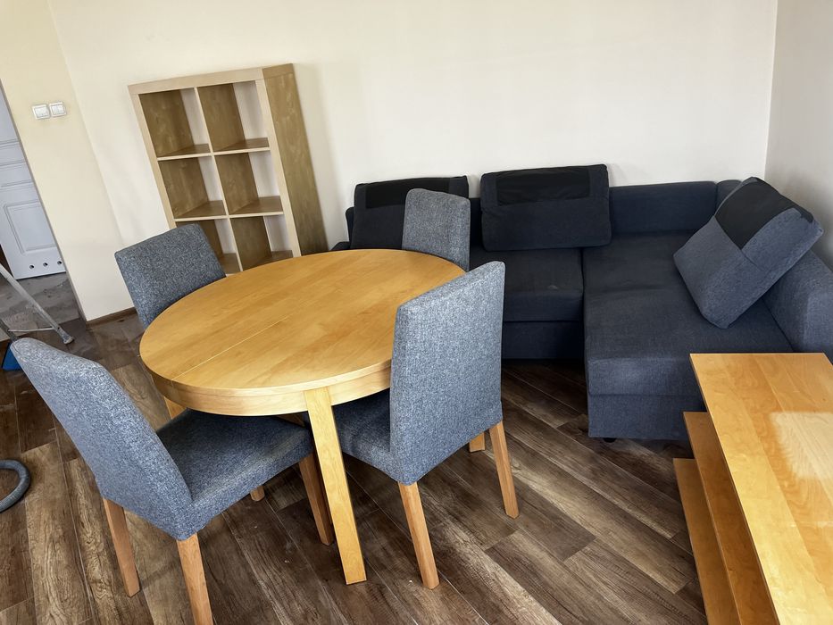 Stół 4 krzesła tapicerowane Ikea bjursta rozkladany