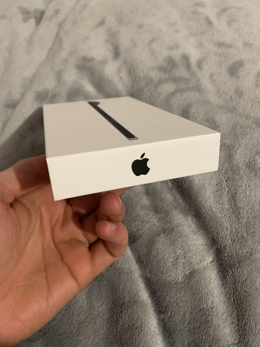 iPhone 17 Air - NOVO SELADO - 256Gb