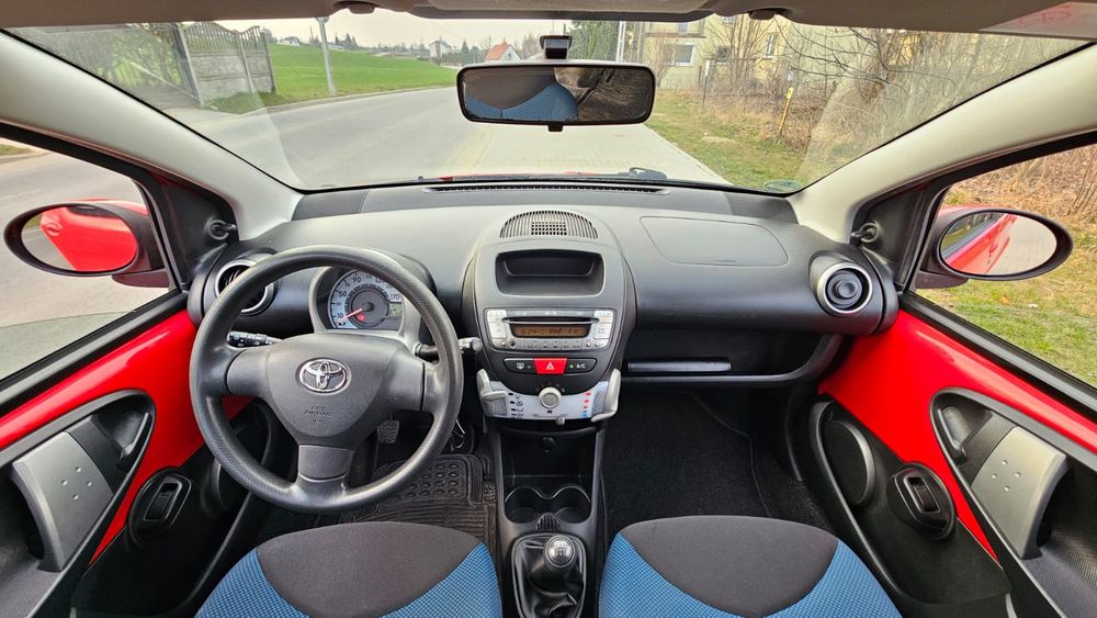 Sprzedam ładną Toyotę Aygo