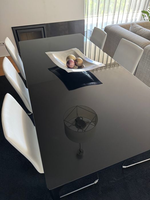 Conjunto de jantar – mesa de vidro 190x90 + 6 cadeiras