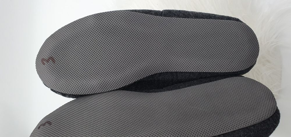 Bambosze męskie 43 nieocieplane papcie ciapy filcowe z gumką42,41,44