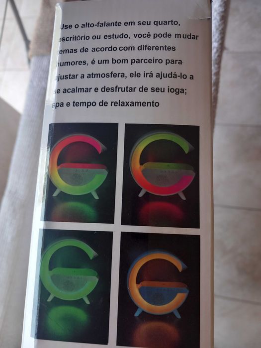 Caixa de Som com carregador de indução  Novo