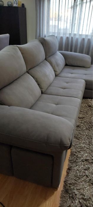 Sofá com chaise longue