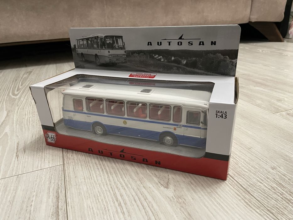 Autobus Autosan skala 1:43