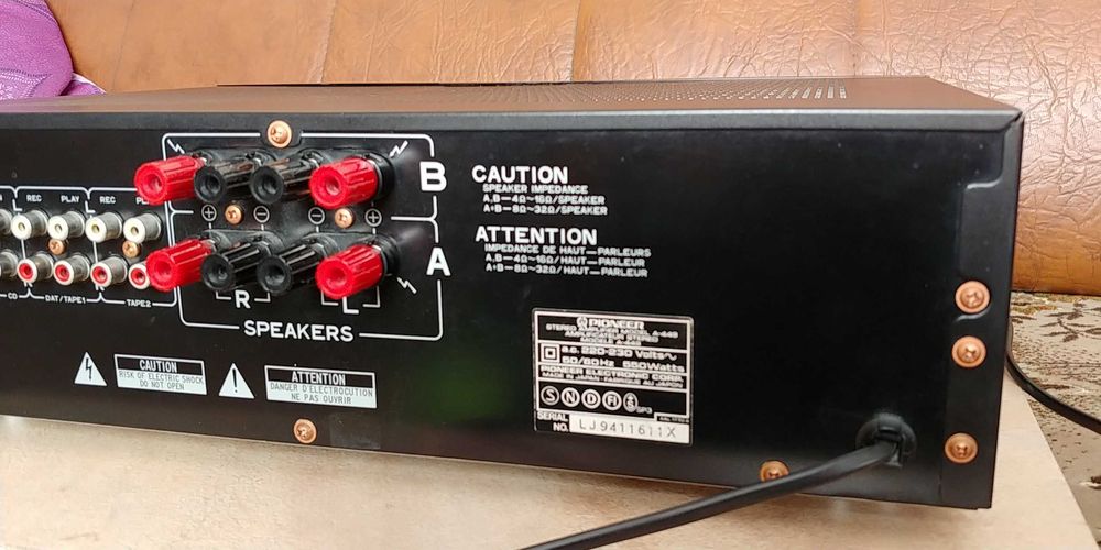 Wzmacniacz Pioneer A-449 młodszy "brat" kultowego A-400