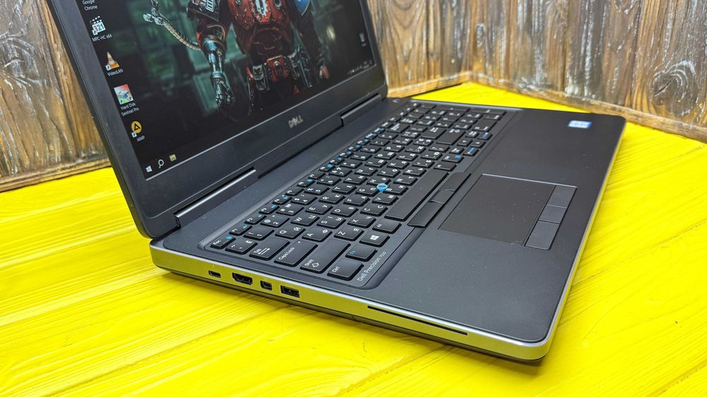 Супер Ціна! Надійний Професійний Ноутбук Dell Precision 7510 /Core i7-6820HQ/Quadro M1000 2 GB
