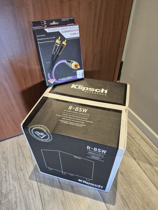 Subwoofer aktywny klipsch R-8SW