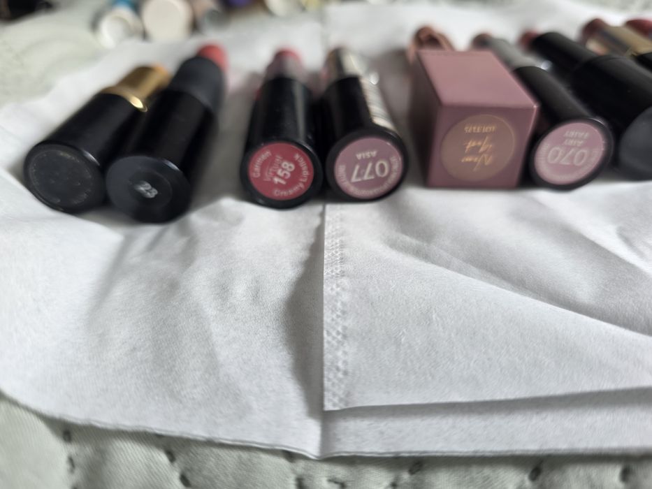 Pomadki rimmel maybelline
