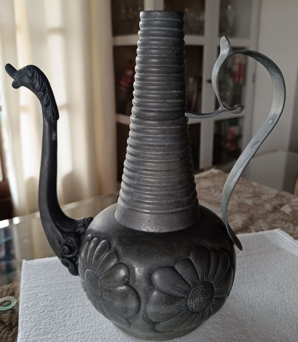 Jarra portuguesa de estanho, 95% pureza