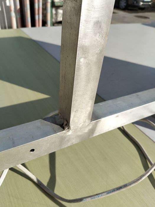 Konstrukcja szyld reklamowy aluminium