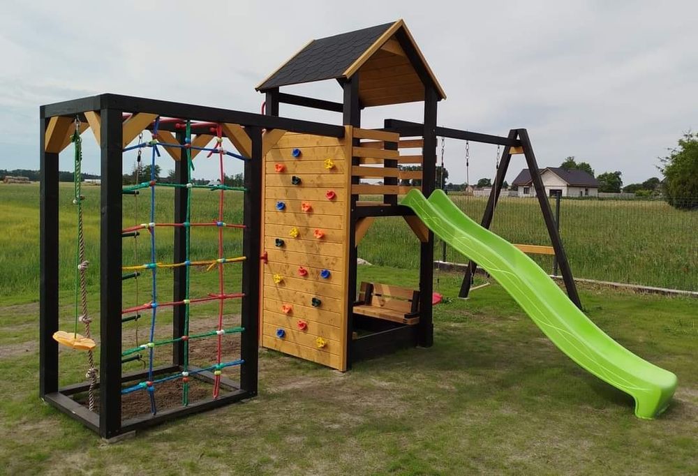 Drewniane place zabaw