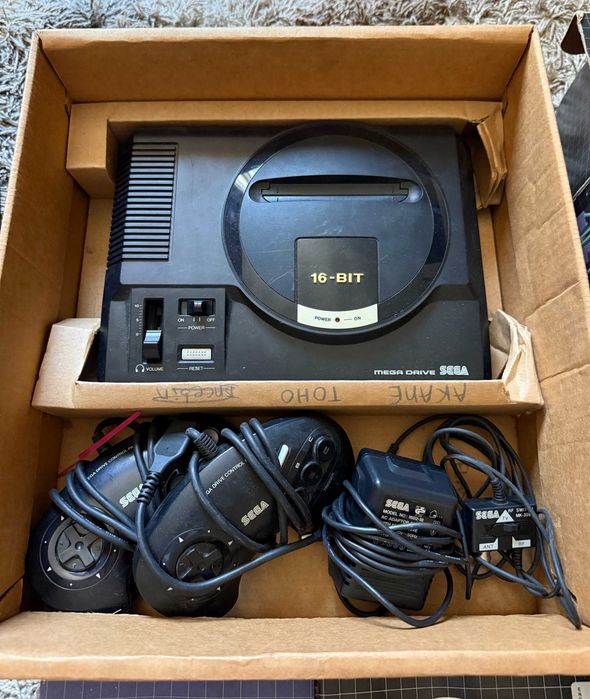 SEGA Mega Drive original completa