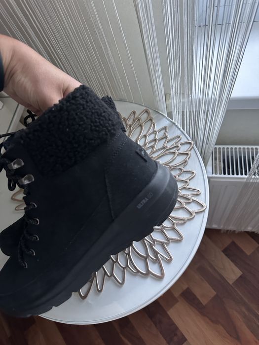 Зимові сапоги Скетчерс, стан нових