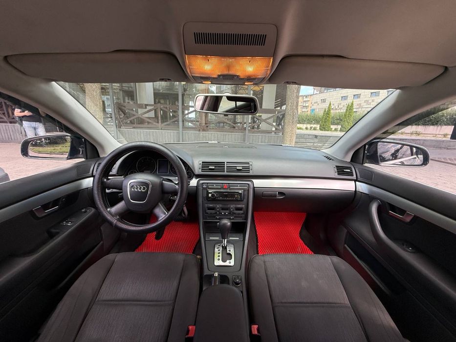 Авто Audi A4 avant