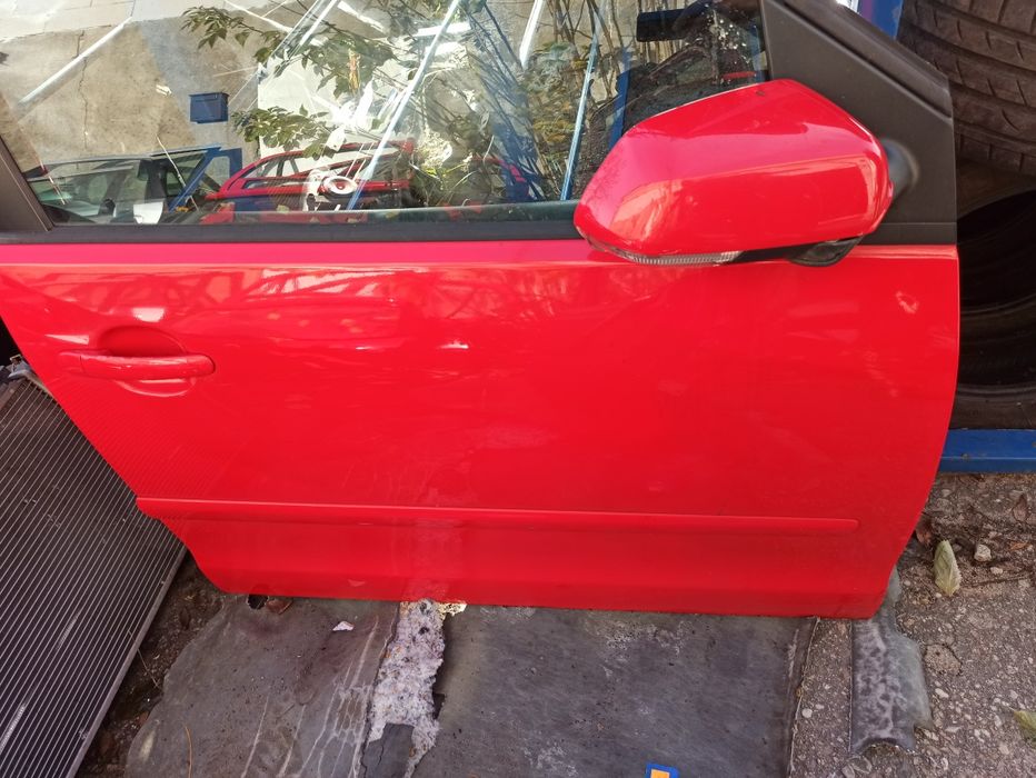 LP3G klapa bagażnika Volkswagen polo 9n3 vw ładna