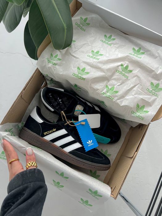 Spezial Black/White, Адідас Спезіал, чорні Спезіал