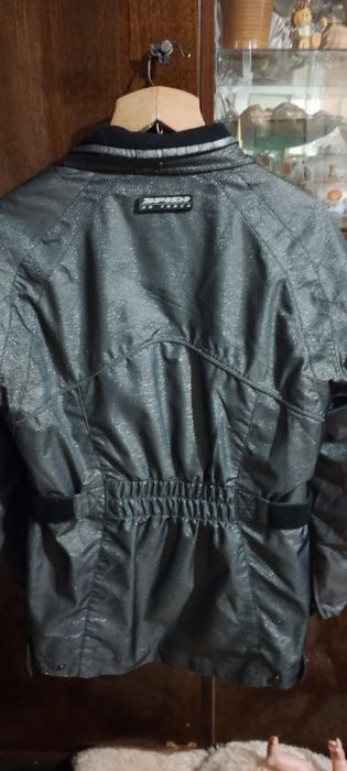 Мото куртка женская