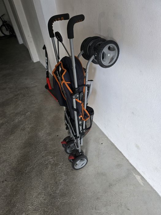 Carrinho de criança438090036276766721
